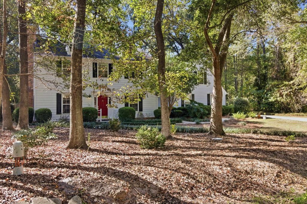 Photo of 13004 Gopher Wood Trail, Tallahassee, FL 32312 (MLS # 392819)