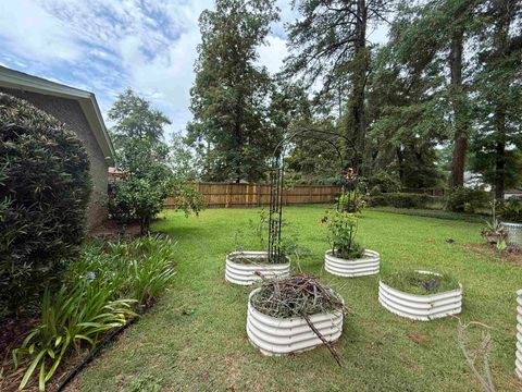Tiny photo for 2306 W Indianhead Drive, Tallahassee, FL 32301 (MLS # 401703)