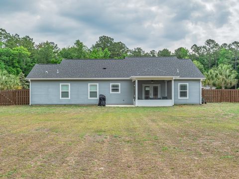Tiny photo for 292 Parkside Circle, Crawfordville, FL 32327 (MLS # 399411)