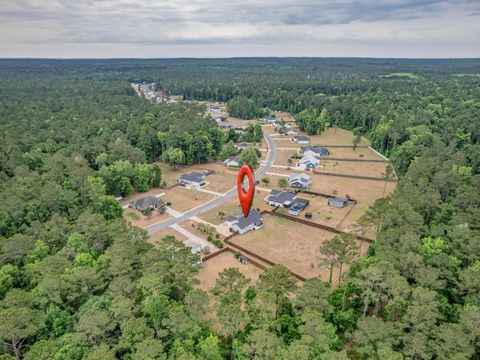 Tiny photo for 292 Parkside Circle, Crawfordville, FL 32327 (MLS # 399411)