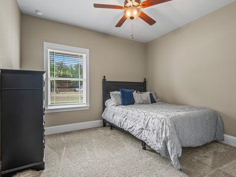Tiny photo for 292 Parkside Circle, Crawfordville, FL 32327 (MLS # 399411)
