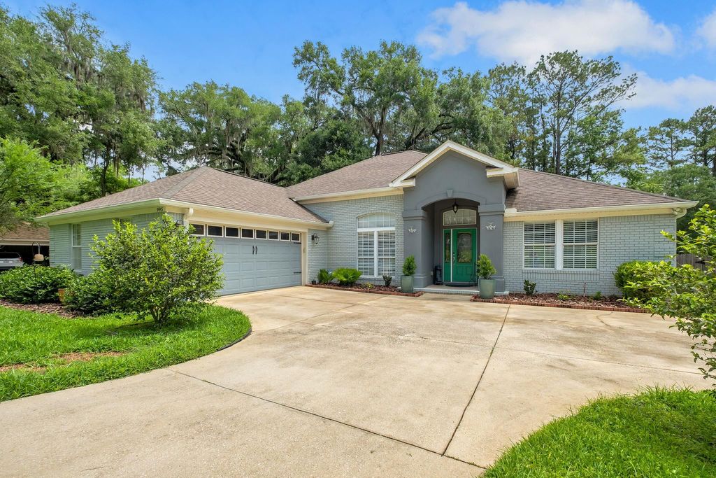Photo of 995 Park View Drive DR, Tallahassee, FL 32311 (MLS # 400117)