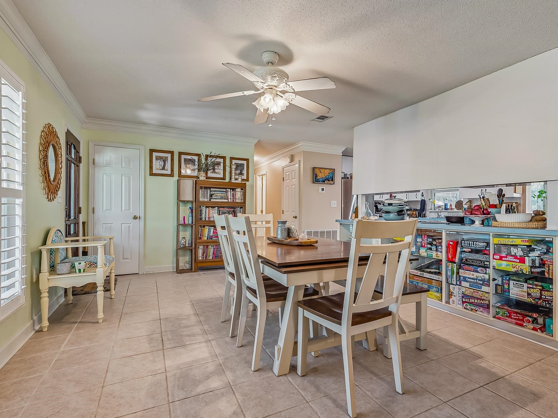 2239 Surf Road