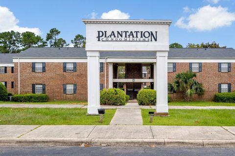 A home in TALLAHASSEE