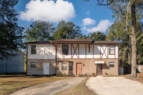 1894 NEKOMA Court Tallahassee FL 32304