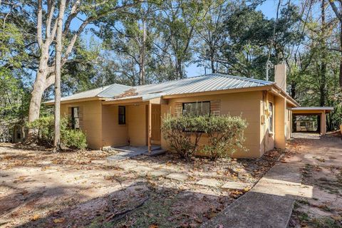 Tiny photo for 2925 Fairview Drive, Tallahassee, FL 32301 (MLS # 394364)
