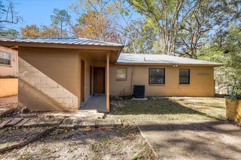 Tiny photo for 2925 Fairview Drive, Tallahassee, FL 32301 (MLS # 394364)