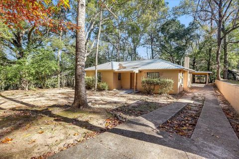 Tiny photo for 2925 Fairview Drive, Tallahassee, FL 32301 (MLS # 394364)