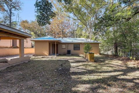 Tiny photo for 2925 Fairview Drive, Tallahassee, FL 32301 (MLS # 394364)