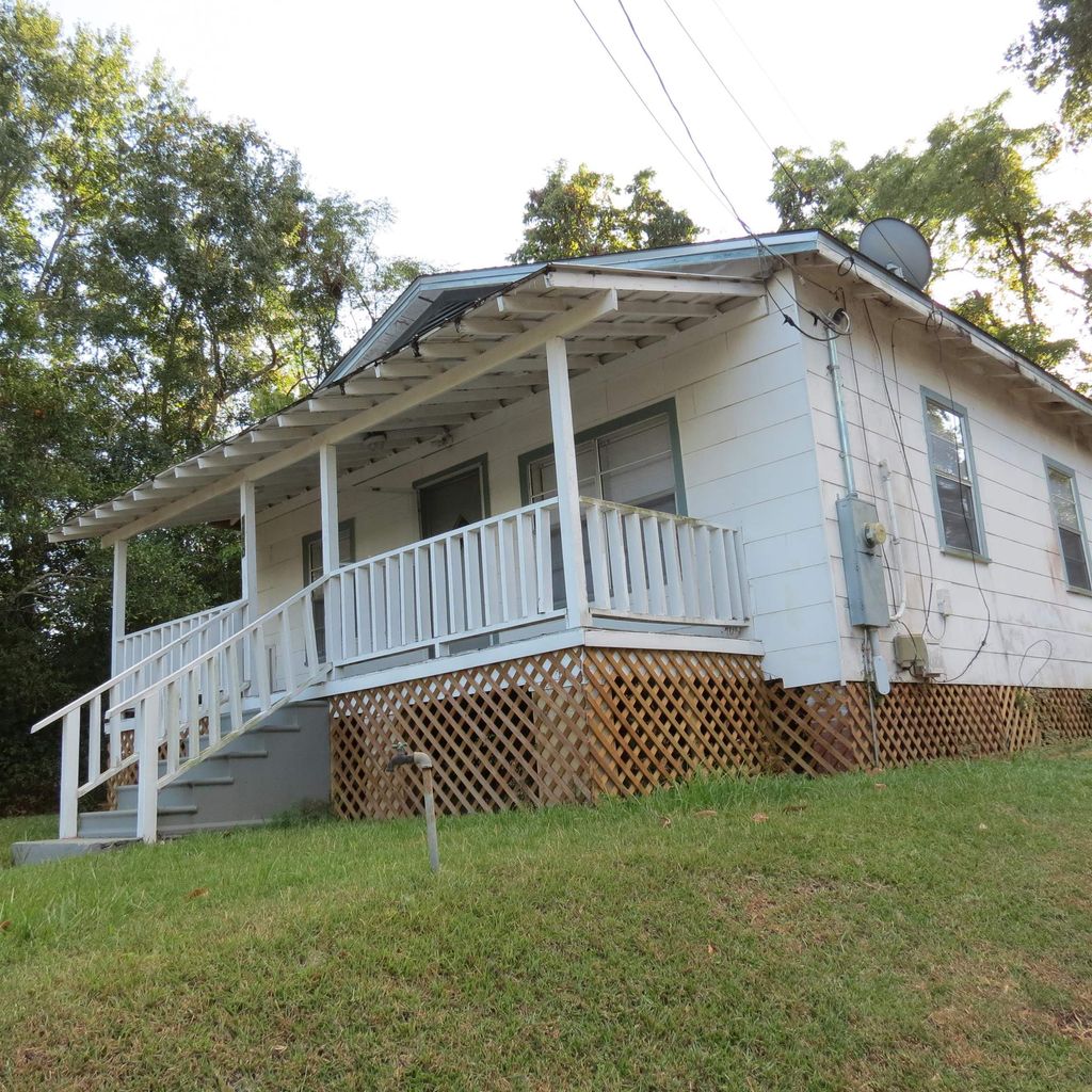Photo of 1110 N Woodward Avenue, Tallahassee, FL 32304 (MLS # 391708)