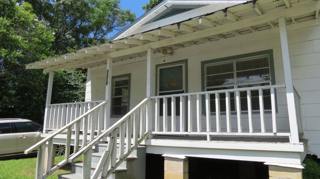 Photo of 1110 N Woodward Avenue, Tallahassee, FL 32304 (MLS # 391708)