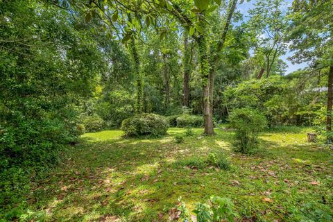 Tiny photo for 1561 Spruce Avenue, Tallahassee, FL 32303 (MLS # 397445)
