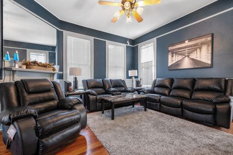 Tiny photo for 237 E Washington Street, Quincy, FL 32351 (MLS # 396871)