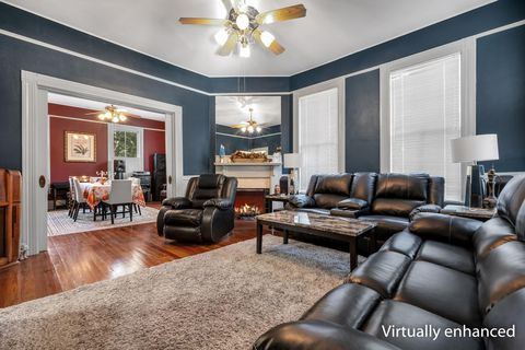 Tiny photo for 237 E Washington Street, Quincy, FL 32351 (MLS # 396871)