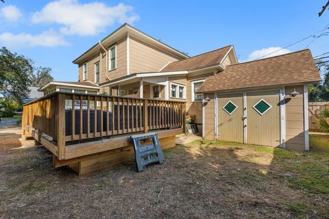 Tiny photo for 237 E Washington Street, Quincy, FL 32351 (MLS # 396871)