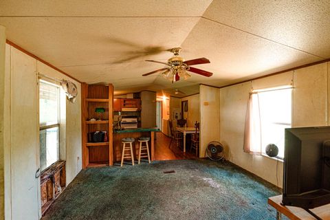 A home in CRAWFORDVILLE