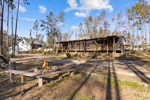 A home in Steinhatchee