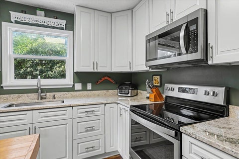 Tiny photo for 2068 WHITE ASH Way, Tallahassee, FL 32308 (MLS # 401120)