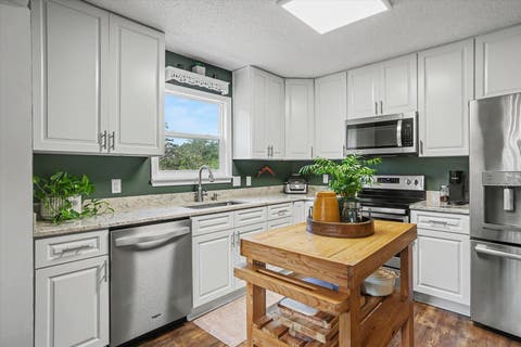 Tiny photo for 2068 WHITE ASH Way, Tallahassee, FL 32308 (MLS # 401120)