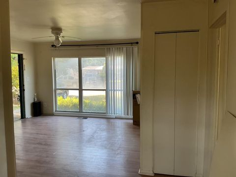 Tiny photo for 822 APACHE Street, Tallahassee, FL 32301 (MLS # 399091)