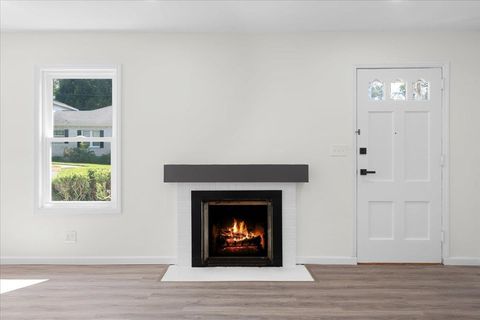 Tiny photo for 400 Talaflo Street, Tallahassee, FL 32308 (MLS # 391471)