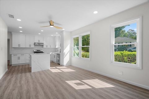 Tiny photo for 400 Talaflo Street, Tallahassee, FL 32308 (MLS # 391471)