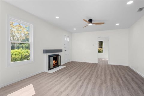 Tiny photo for 400 Talaflo Street, Tallahassee, FL 32308 (MLS # 391471)