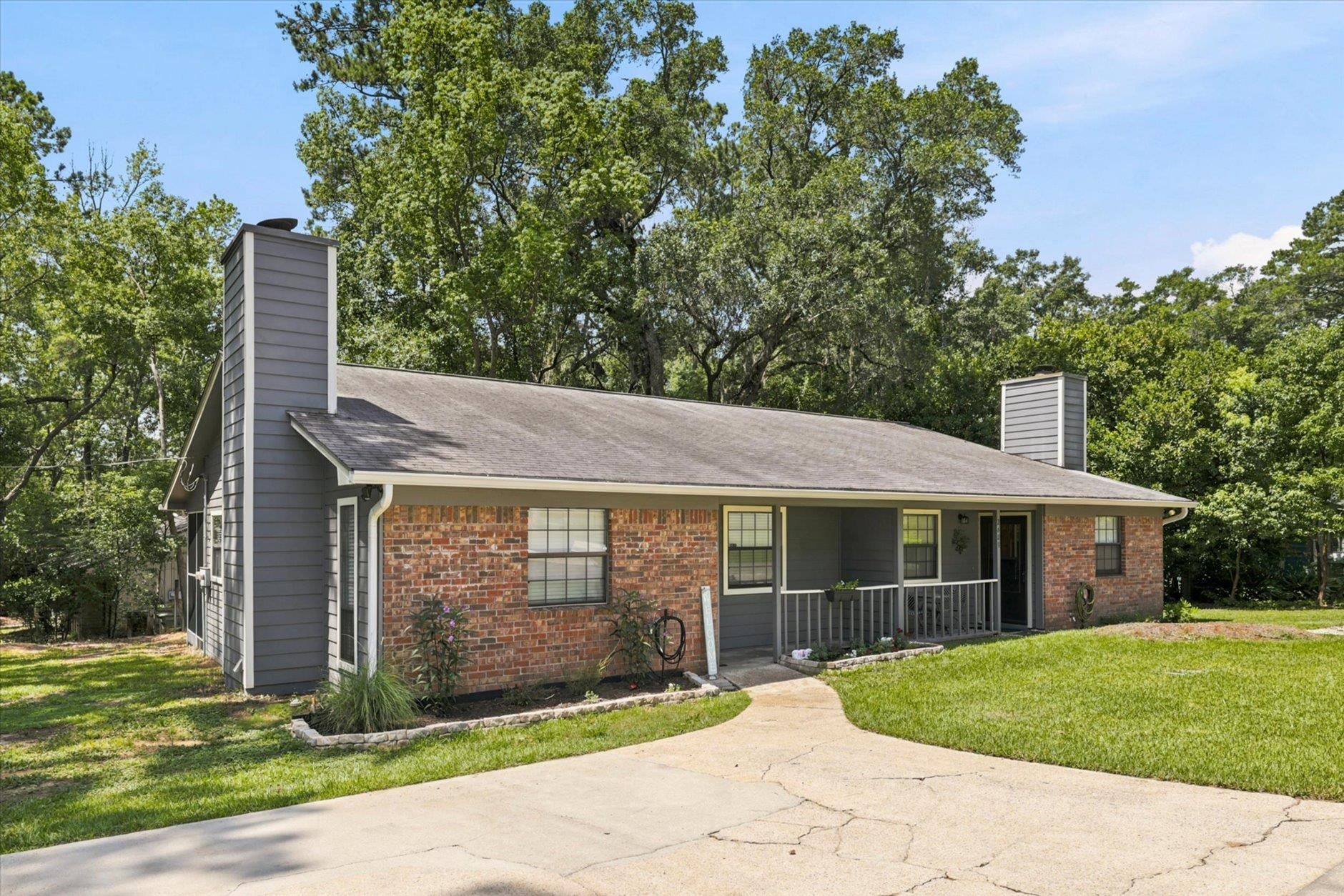 2611 Panther Creek Road