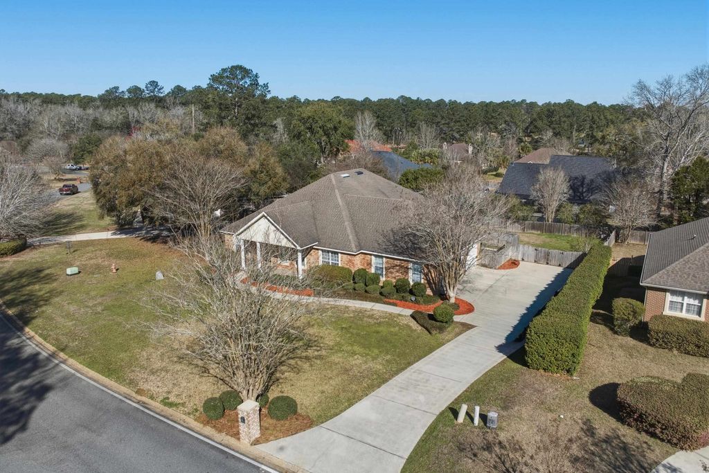 Photo of 2184 Gates Drive, Tallahassee, FL 32312 (MLS # 396140)