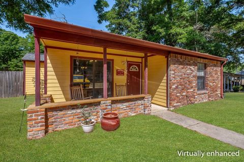 Photo of 5811 BOMBADIL Court, Tallahassee, FL 32303 (MLS # 398873)