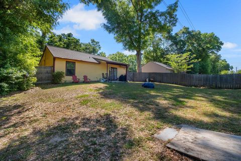 Tiny photo for 5811 BOMBADIL Court, Tallahassee, FL 32303 (MLS # 398873)