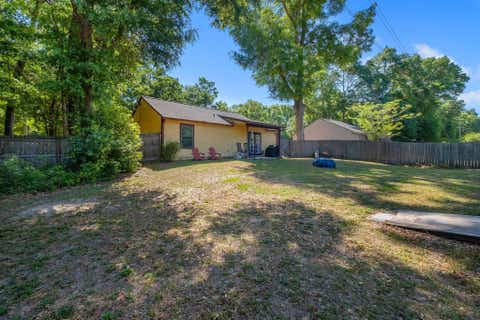 Tiny photo for 5811 BOMBADIL Court, Tallahassee, FL 32303 (MLS # 398873)