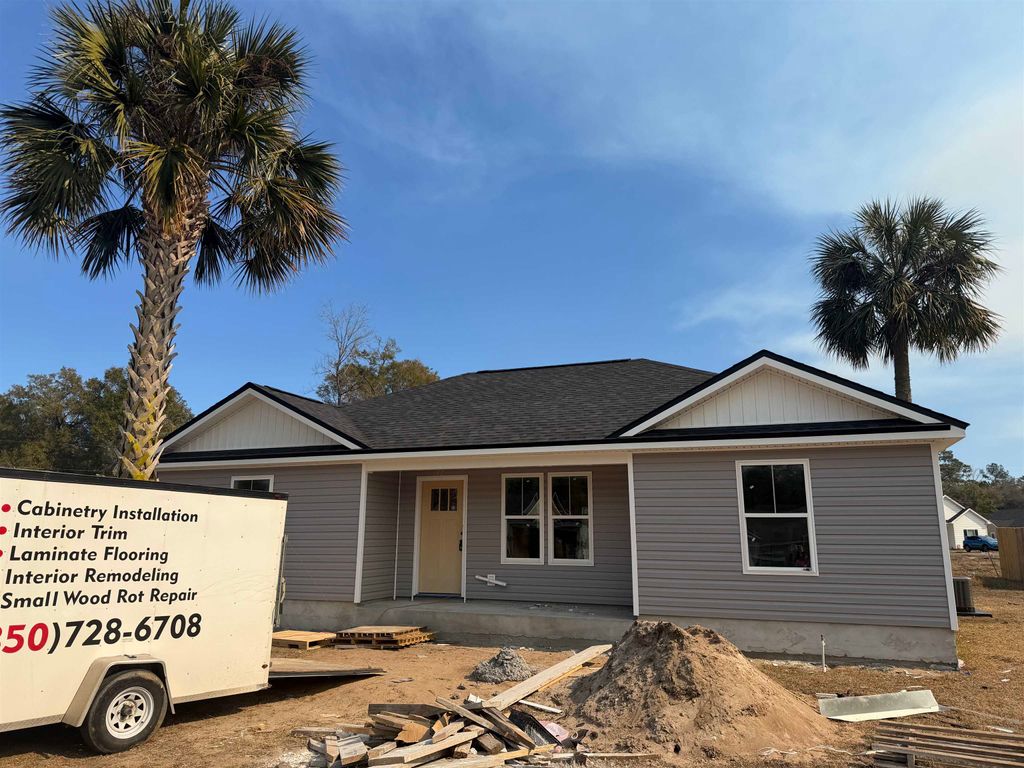 Photo of 19 Oneida Street, Crawfordville, FL 32327 (MLS # 395688)
