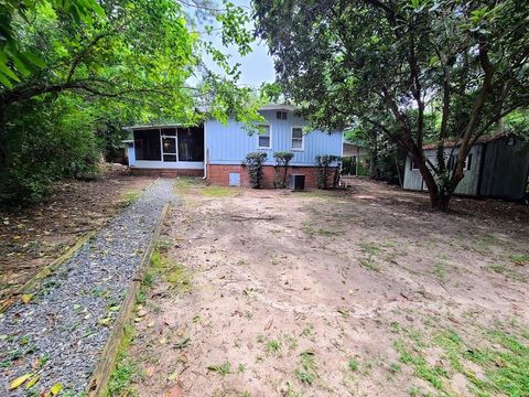 Tiny photo for 229 Westridge Drive, Tallahassee, FL 32304 (MLS # 393694)