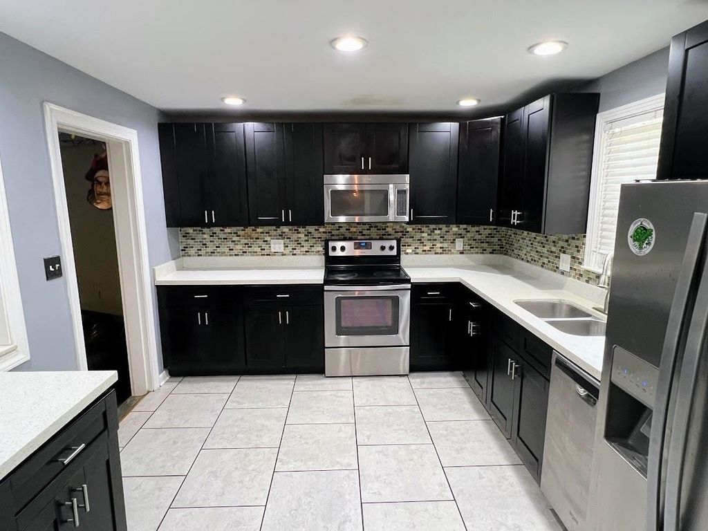 Photo of 229 Westridge Drive, Tallahassee, FL 32304 (MLS # 393694)