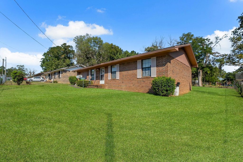 Photo of 123 S Ward Street, Quincy, FL 32351 (MLS # 392592)