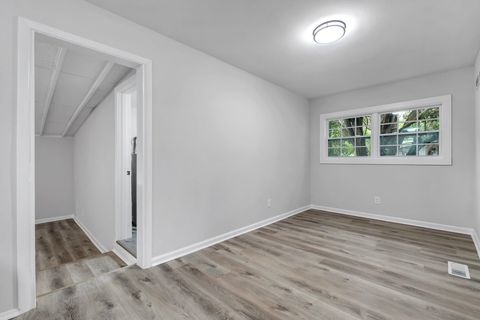 Tiny photo for 2131 Oxford Road, Tallahassee, FL 32304 (MLS # 394974)