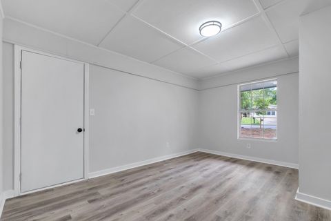 Tiny photo for 2131 Oxford Road, Tallahassee, FL 32304 (MLS # 394974)
