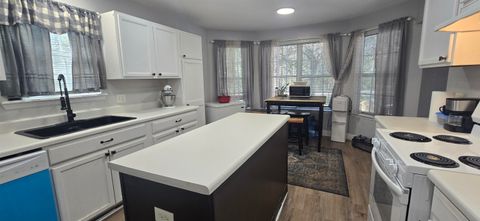 Tiny photo for 10480 Elgin Lane, Tallahassee, FL 32305 (MLS # 397321)