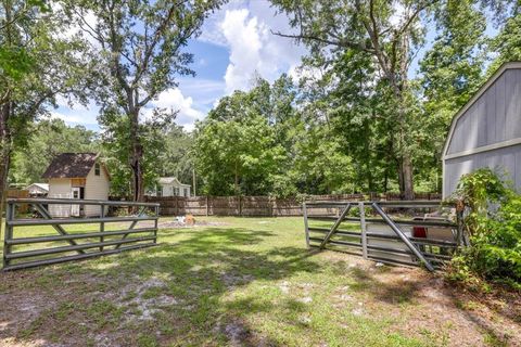 Tiny photo for 10480 Elgin Lane, Tallahassee, FL 32305 (MLS # 397321)