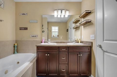 Tiny photo for 153 Louis John Lane, Tallahassee, FL 32312 (MLS # 396219)