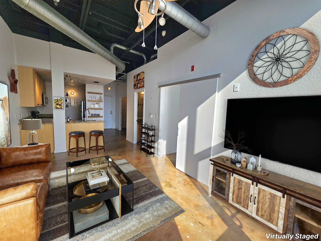 Photo of 420 N Adams Street #503, Tallahassee, FL 32301 (MLS # 396051)