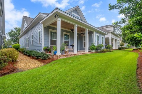 Tiny photo for 1207 Braemore Way, Tallahassee, FL 32308 (MLS # 388763)