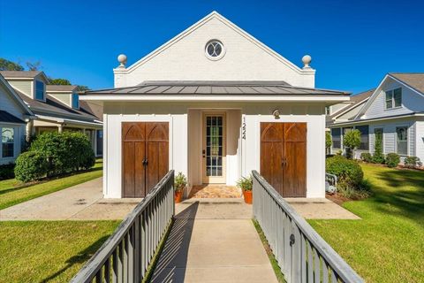 Tiny photo for 1207 Braemore Way, Tallahassee, FL 32308 (MLS # 388763)