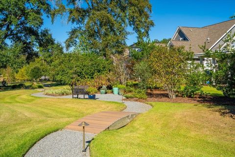Tiny photo for 1207 Braemore Way, Tallahassee, FL 32308 (MLS # 388763)