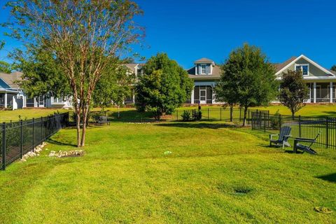 Tiny photo for 1207 Braemore Way, Tallahassee, FL 32308 (MLS # 388763)