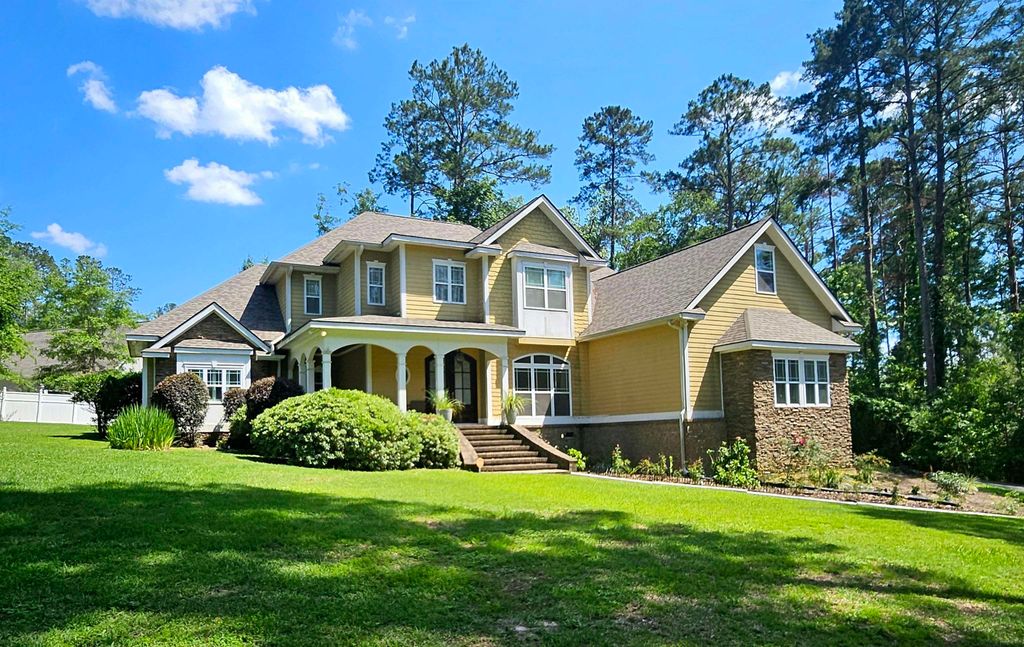 Photo of 110 Trail Creek Drive, Thomasville, GA 31757 (MLS # 400246)