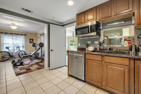 Tiny photo for 501 Gaile Avenue, Tallahassee, FL 32305 (MLS # 394301)