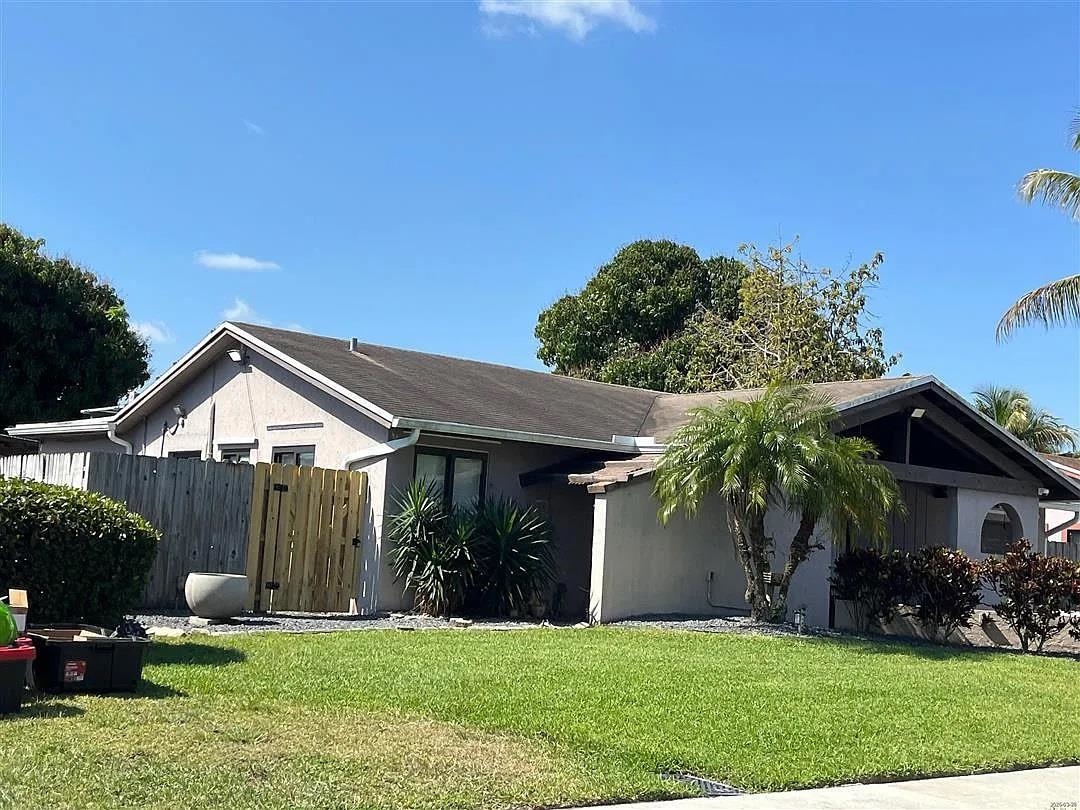 5380 NW 32nd Court