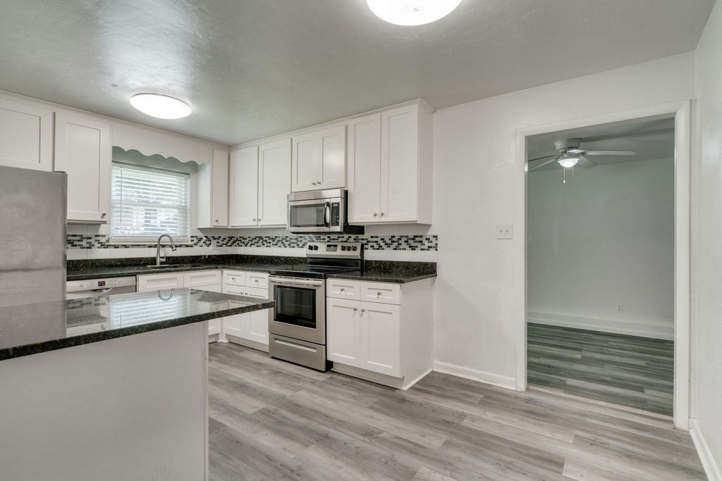 Photo of 2815 Nepal Drive, Tallahassee, FL 32303 (MLS # 388186)